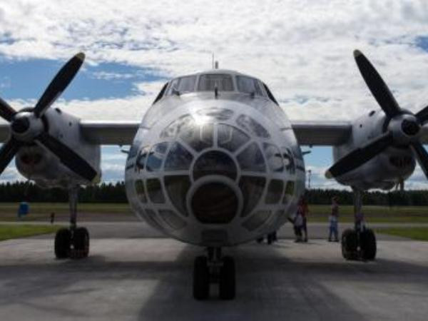 Mỹ - Ukraine dùng An-30B bay giám sát lãnh thổ Nga ảnh 1