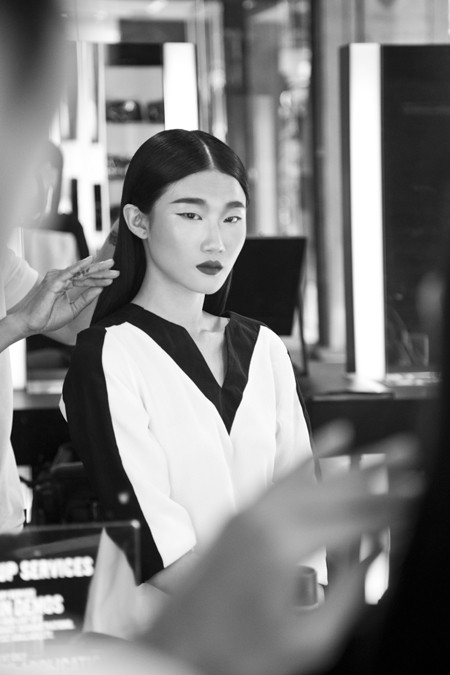 Kha Mỹ Vân tất bật chạy show sau khi về nước ảnh 7