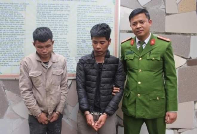 Bị vây bắt, nhóm "cẩu tặc" liều lĩnh chém bị thương 2 chiến sĩ công an ảnh 1