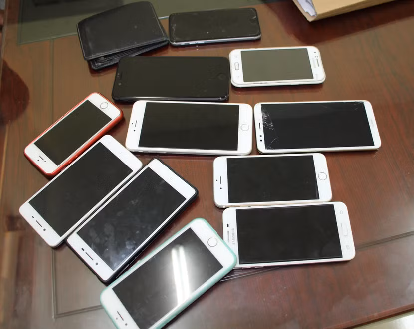 Nhóm 9X chuyên cướp giật điện thoại sa lưới ảnh 1