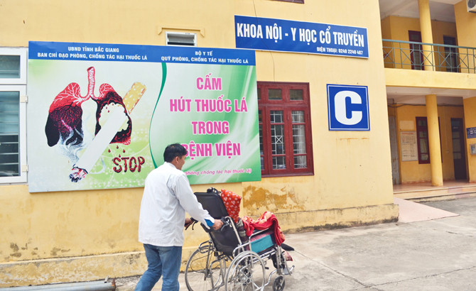 96,8% bệnh nhân ung thư phổi có hút thuốc lá ảnh 1