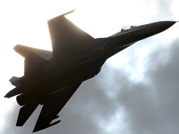 Chiến đấu cơ của Hạm đội Baltic Nga thực hành đánh chặn các mục tiêu trên không ảnh 1