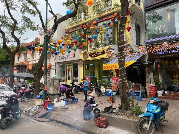 Hà Nội: Phòng chống dịch Covid-19, nhiều hàng quán chấp hành nghiêm yêu cầu của lãnh đạo Thành phố ảnh 5