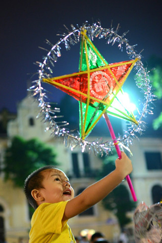 Trung thu ở phố ảnh 1