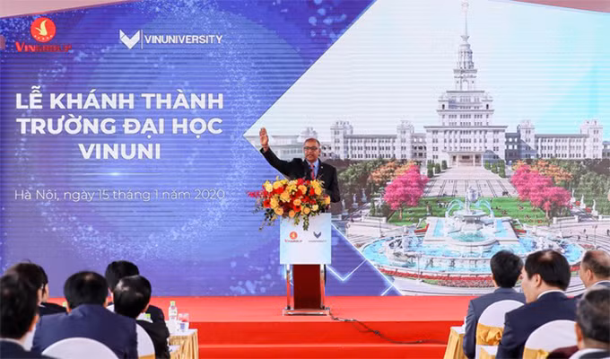 Hiệu trưởng Đại học VinUni: Chúng tôi như tàu vũ trụ lần đầu phóng khỏi trái đất ảnh 2