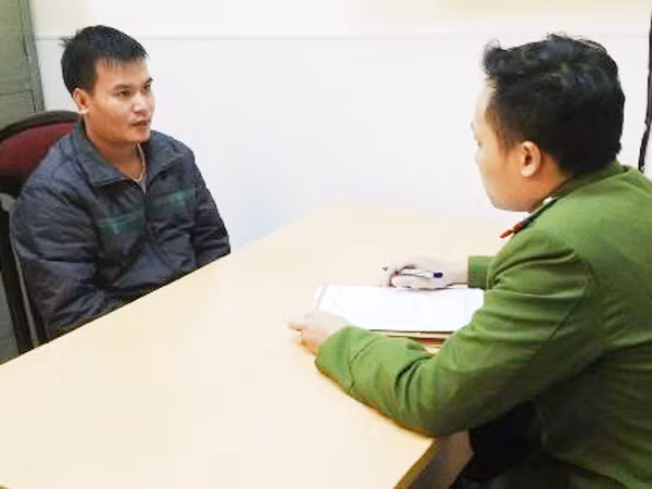 Đánh sập nhiều ổ nhóm cờ bạc ven đô ảnh 1