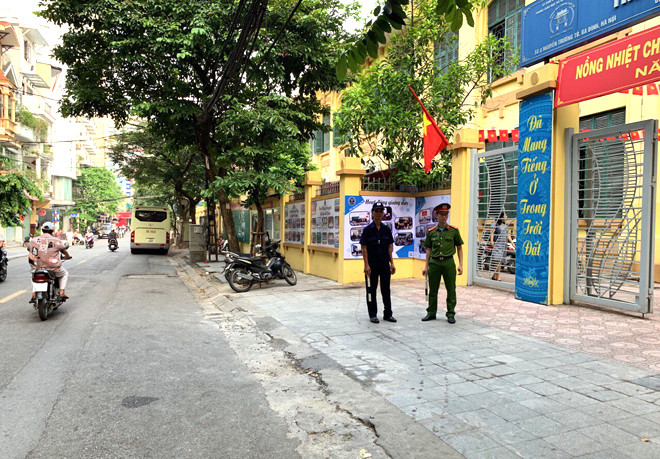 Đảm bảo an ninh trật tự, an toàn giao thông trong ngày lễ khai giảng năm học mới ảnh 9