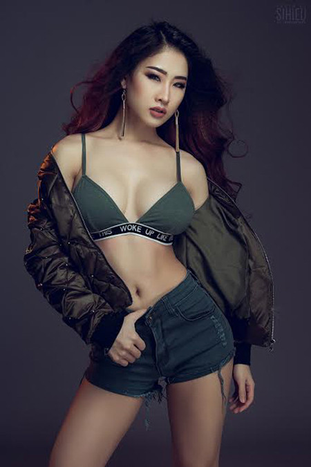 DJ Oxy "nóng bỏng" chào đón năm mới ảnh 1 DJ Oxy "nóng bỏng" chào đón năm mới ảnh 1