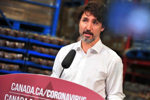 Thủ tướng Canada đang lảng dần người đồng cấp láng giềng Mỹ ảnh 1