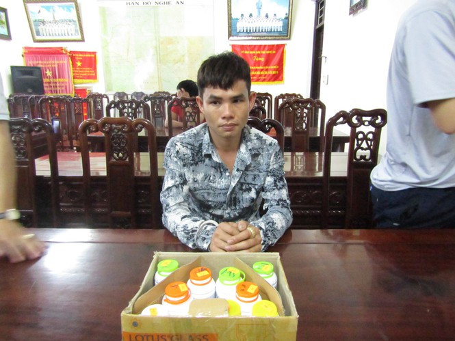 Bắt giữ kẻ chuyên cung cấp thuốc lắc cho các quán bar, vũ trường ảnh 1