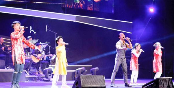 Đại nhạc hội "Tết An Bình – Sải cánh yêu thương" ảnh 5