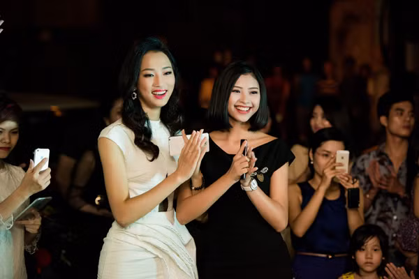 "Cô gái vàng" của Hoa hậu Việt Nam hội ngộ "đàn chị" Huyền My ảnh 10 "Cô gái vàng" của Hoa hậu Việt Nam hội ngộ "đàn chị" Huyền My ảnh 10