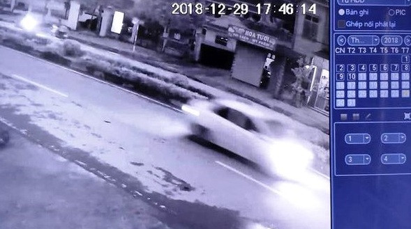 Tài xế điều khiển xe ô tô gây tai nạn khiến cụ bà tử vong đã ra trình diện ảnh 2