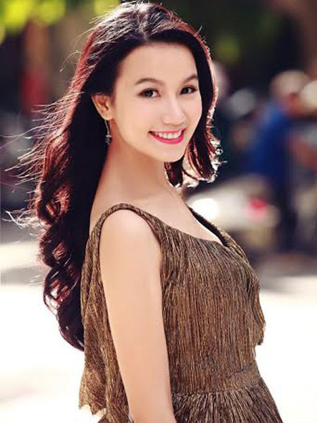 Nữ diễn viên Lương Giang sắp mở triển lãm tranh: Muốn sự nổi tiếng gắn với tri thức ảnh 1