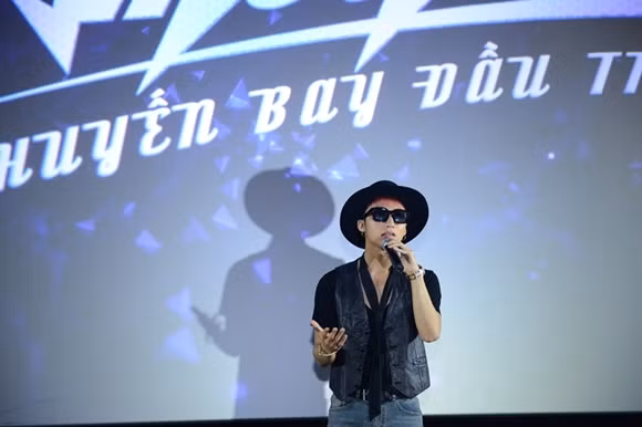 Sơn Tùng M-TP công bố khởi động liveshow "Chuyến bay đầu tiên" ảnh 1