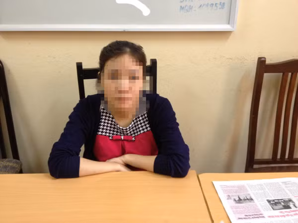 Bụng chửa "vượt mặt" vẫn đi lừa đảo ảnh 1