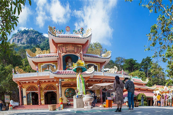 Có gì ở điểm đến linh thiêng nhất Nam Bộ? ảnh 5 Có gì ở điểm đến linh thiêng nhất Nam Bộ? ảnh 5