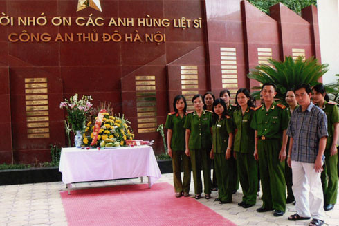 Tiếp bước đường cha đi ảnh 1