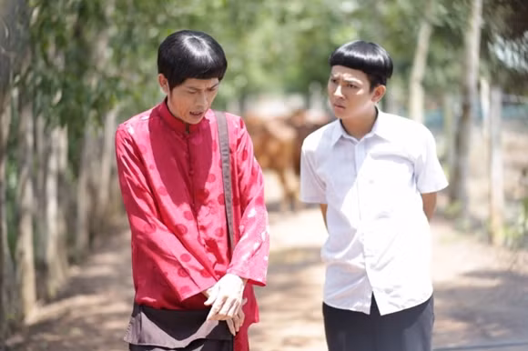 Hoài Lâm hài hước với kiểu tóc "đầu nấm" trong phim Tết ảnh 6