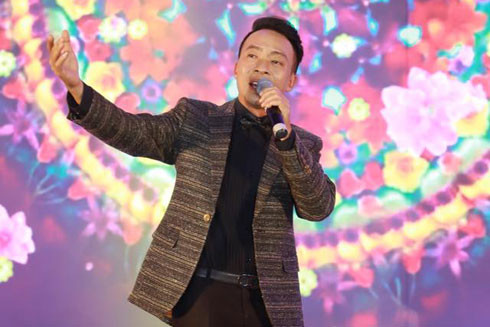 Nghệ sĩ Ưu tú Việt Hoàn: "Chạy" show không phải vì tiền mà được làm việc và sống với đam mê ảnh 1