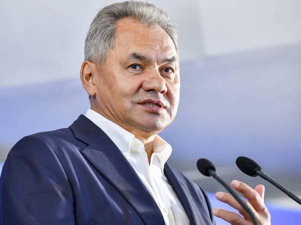 Bộ trưởng Quốc phòng Nga khẳng định Nga và Ukraine sẽ sống trong hòa bình ảnh 1