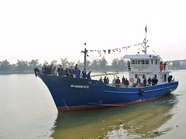 Ngư dân vẫn khó vay vốn đóng tàu ảnh 1