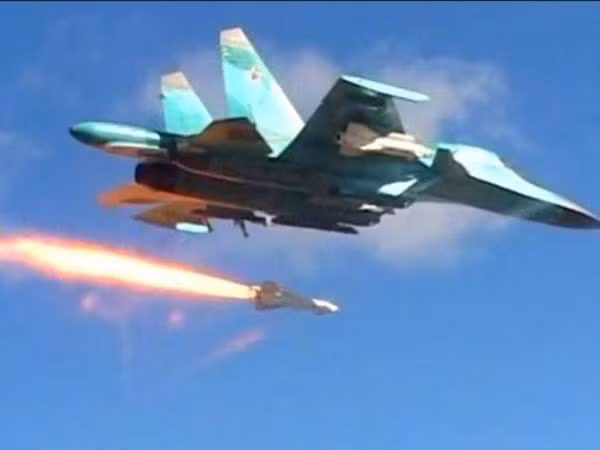 Nga- Syria dội bom uy lực đáp trả cuộc tấn công của phiến quân ở Latatkia ảnh 1