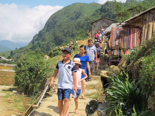 Du lịch kỳ nghỉ Quốc khánh 2-9: Không đi ngẫu hứng để tránh bị động ảnh 1