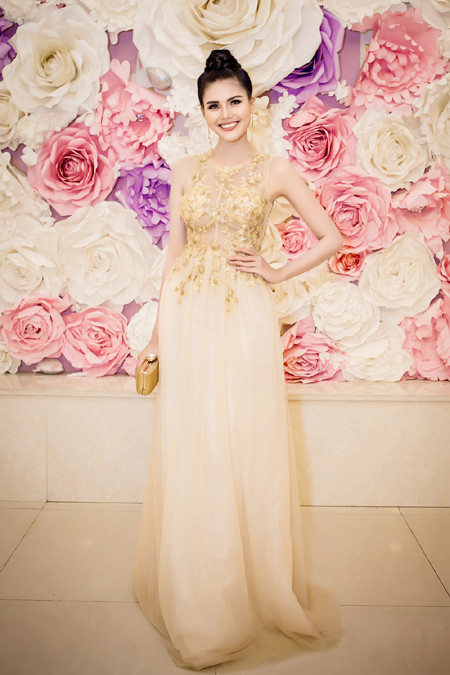 Á hậu Kim Nguyên nhí nhảnh nhưng vẫn đầy quyến rũ ảnh 2 Á hậu Kim Nguyên nhí nhảnh nhưng vẫn đầy quyến rũ ảnh 2