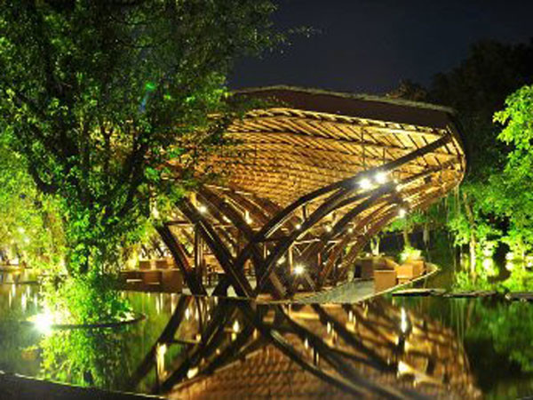 Công trình của Võ Trọng Nghĩa lên sách ảnh 1