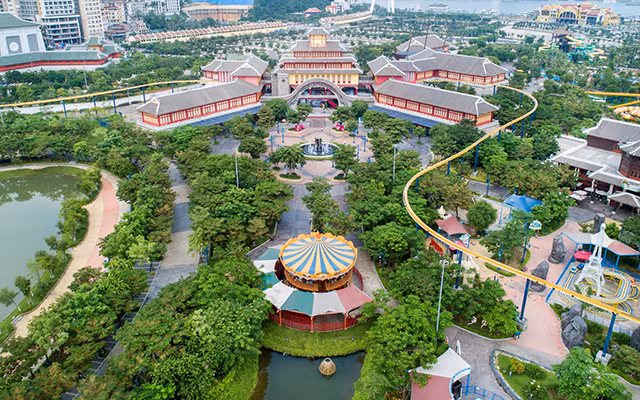 Đằng sau chuyện "thêu hoa lên núi" tại khu các du lịch ảnh 3