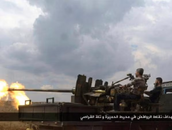 Quân đội Syria tấn công dữ dội căn cứ của phiến quân ở nam Aleppo ảnh 1