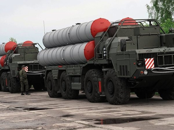 Mỹ: Ankara sẽ phải đối mặt với "hậu quả nghiêm trọng" khi sở hữu S-400 của Nga ảnh 1