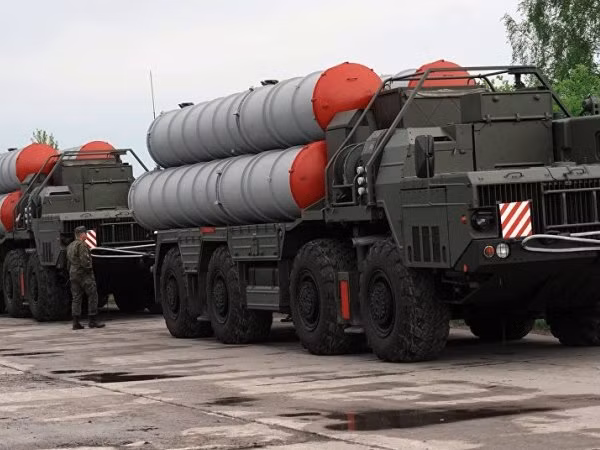 Mỹ: Ankara sẽ phải đối mặt với "hậu quả nghiêm trọng" khi sở hữu S-400 của Nga ảnh 1