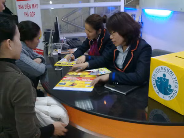 Mua phải hàng kém chất lượng, người tiêu dùng vẫn ngại lên tiếng ảnh 1