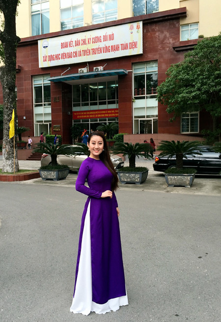 MC Kim Trang: Tôi rất "có duyên" với Hà Nội ảnh 2