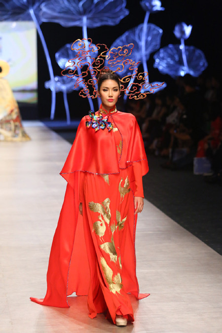 Lương Thế Thành - Thuý Diễm tái hiện "đám cưới" trên sàn catwalk ảnh 13 Lương Thế Thành - Thuý Diễm tái hiện "đám cưới" trên sàn catwalk ảnh 13