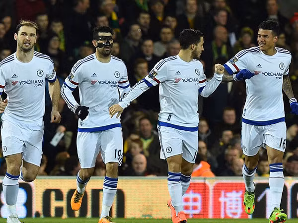 Chelsea trở lại đầy kinh ngạc ảnh 1