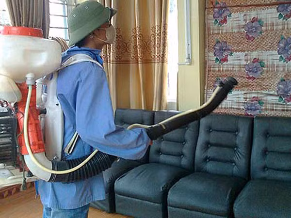 Phun hóa chất phòng sốt xuất huyết ít ảnh hưởng sức khỏe ảnh 1