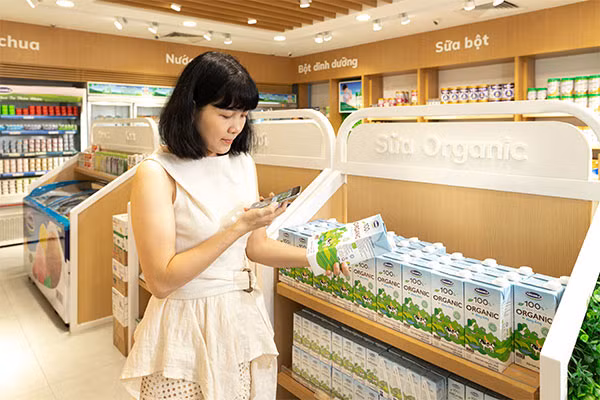 Vinamilk 8 năm liền là thương hiệu được nhiều người tiêu dùng Việt Nam chọn mua nhiều nhất ảnh 2