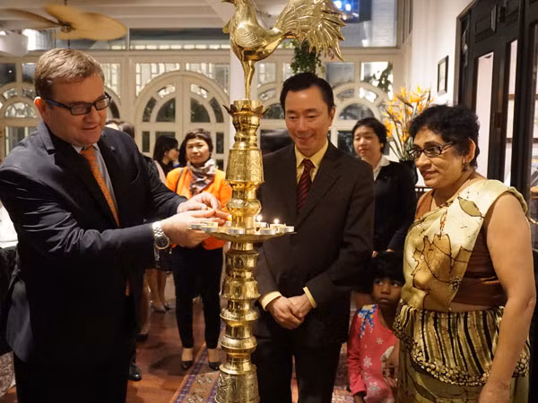 Gặp đầu bếp bậc thầy, tác giả sách ẩm thực nhỏ nhất thế giới ảnh 4