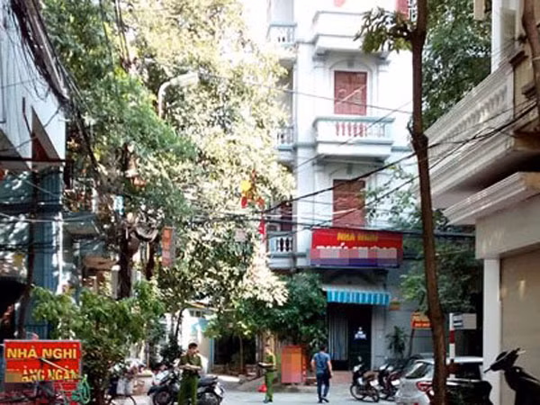 Vụ 9 học sinh tụ tập trong nhà nghỉ: Không có chuyện bị xâm hại tình dục và "chơi đá" ảnh 1