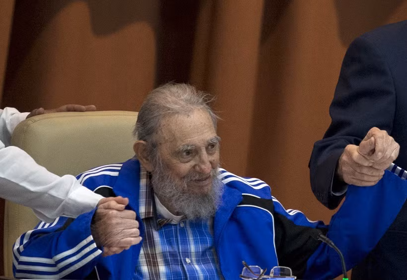 Những bức ảnh lịch sử về cựu chủ tịch Cuba Fidel Castro ảnh 10