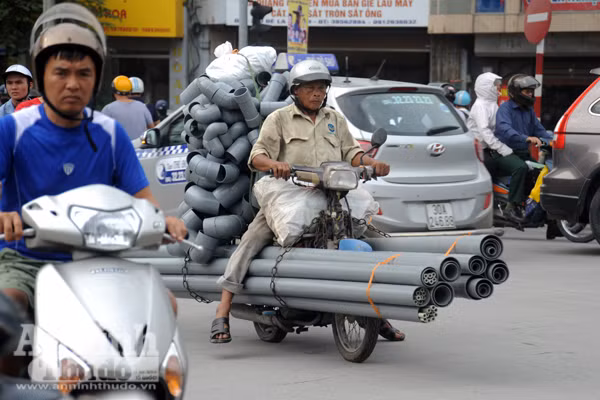 Ớn lạnh trước những chiếc xe "tử thần" lao trên đường phố ảnh 11