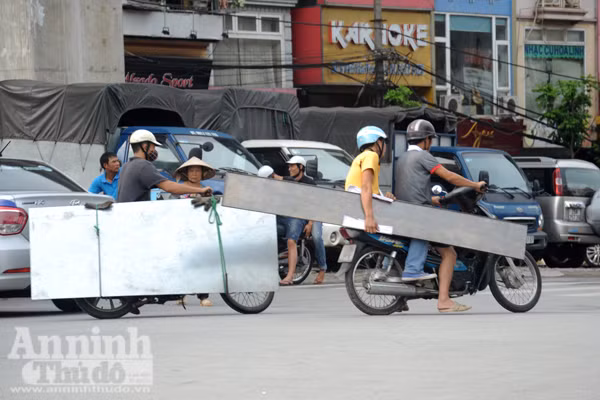 Ớn lạnh trước những chiếc xe "tử thần" lao trên đường phố ảnh 12