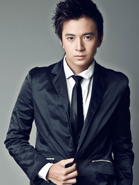 Ca sĩ Ngô Kiến Huy: Thử sức và sẵn sàng nhận "gạch" ảnh 1