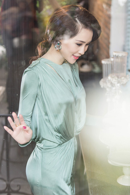 Cận cảnh vẻ đẹp đài các của Á hậu Thái Như Ngọc ảnh 4