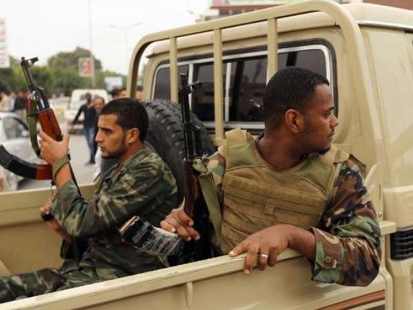 Libya: LNA bắt giữ kẻ buôn người khét tiếng và một số lính đánh thuê Syria ảnh 1