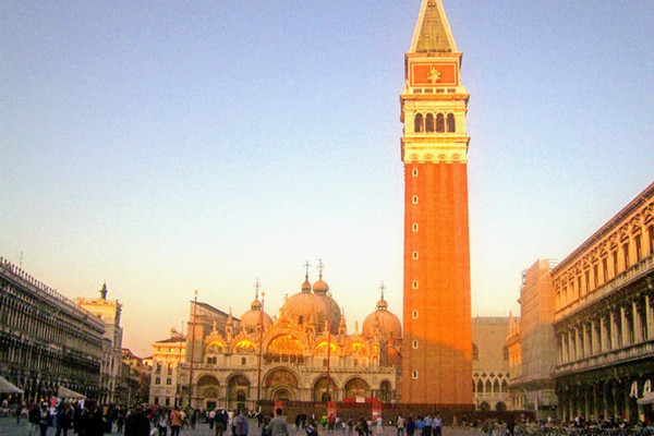 Thỏa sức mua sắm tại những "thiên đường" này ở Macao, Trung Quốc ảnh 3