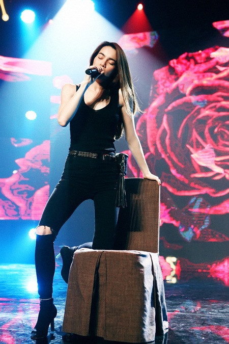 Hồ Ngọc Hà sắc sảo, sang trọng trong hình ảnh mới ảnh 2